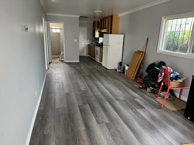 3 bed, 900 sqft, $3,350 — Photo 3