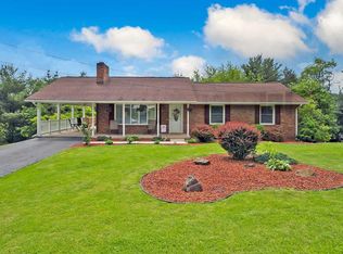550 Chinquapin Trl, Christiansburg, VA 24073