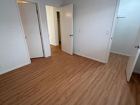 4th image of 1061 Raymond Ave APT 304
