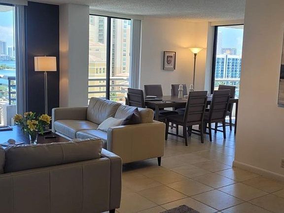 5th image of 3300 NE 191st St APT 1518