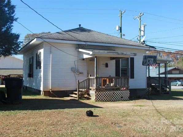 112 Eastside Dr, Forest City, NC 28043