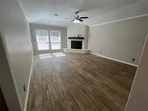 16064 Holly St — Photo 8
