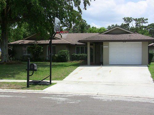1st image of 9465 Longmeadow Cir