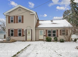 540 N Division St, Appleton, WI 54911