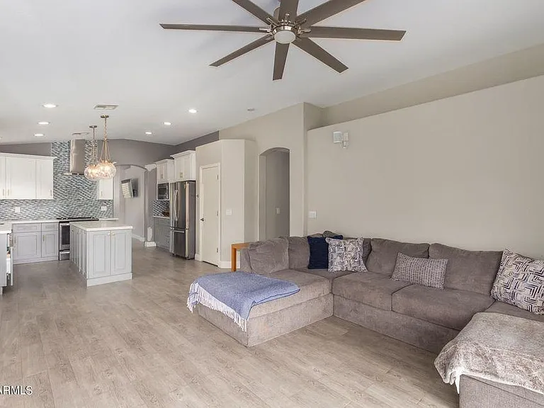 1265 W Fruit Tree Ln — Photo 6