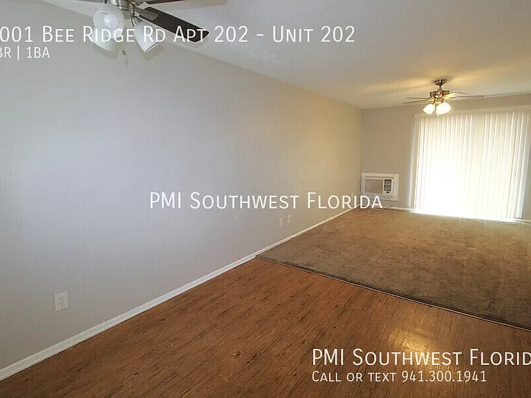 3001 Bee Ridge Rd #202 — Photo 2