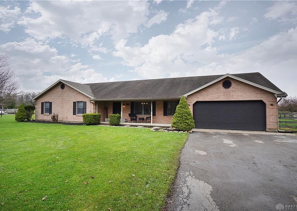 182 N Curry Rd, Wilmington, OH 45177 Zillow