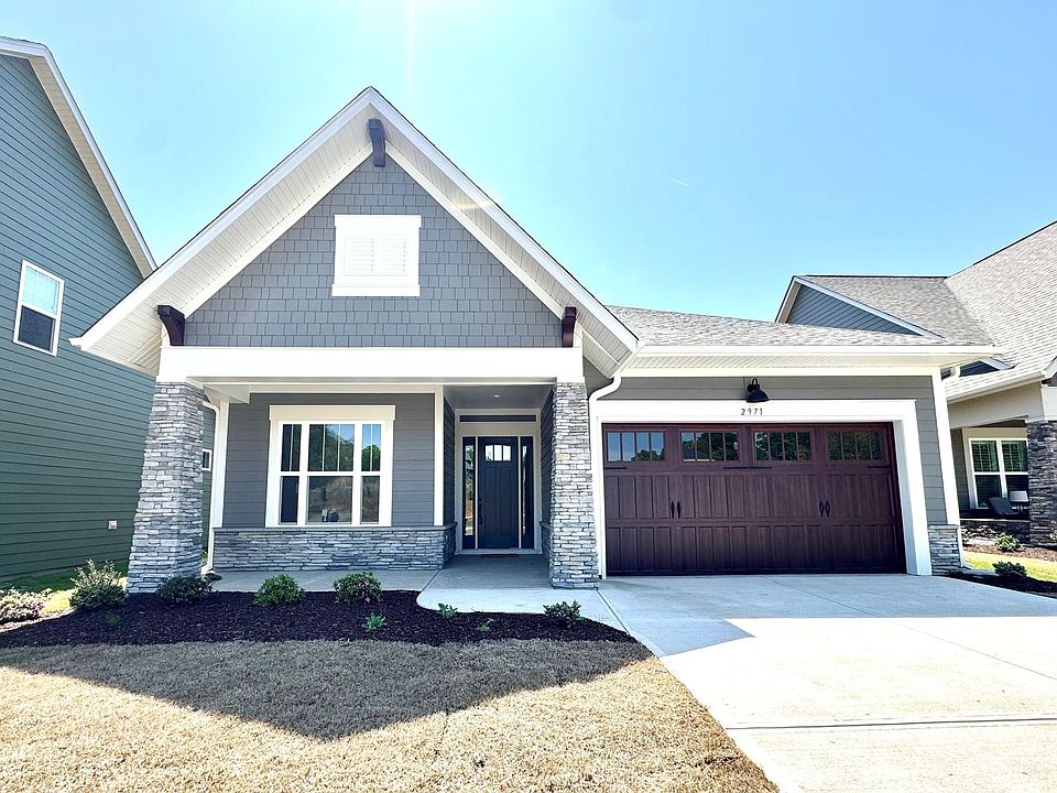 Single level patio home
