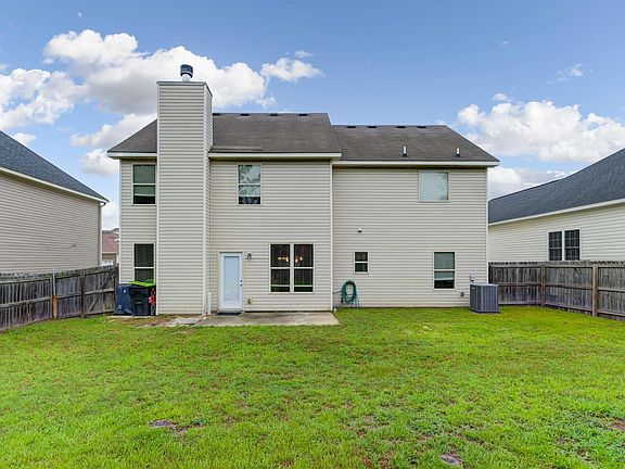 3rd image of 133 Windstone Dr
