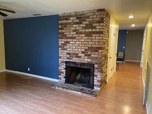 5th image of 2645 Marigold Dr