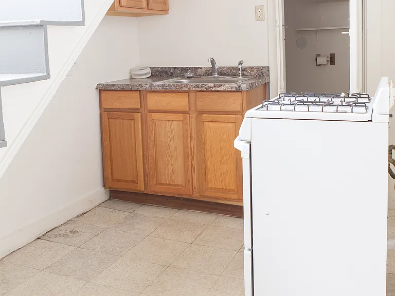 Kitchen 1
