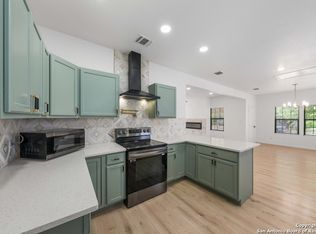 1407 W Mistletoe Ave, San Antonio, TX 78201