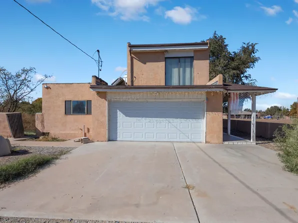 35 Clarence Rd, Los Lunas, NM 87031
