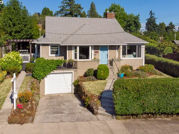 8136 SW 10th Ave, Portland, OR 97219
