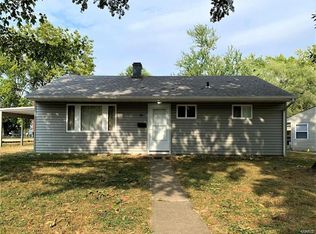 1409 Maiden Ln, Belleville, IL