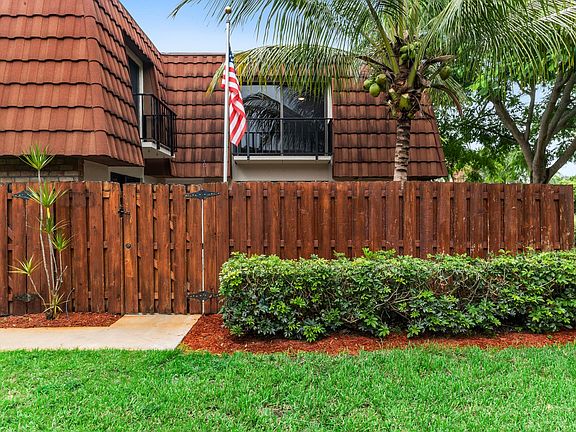 2nd image of 1830 San Juan Dr #23-B