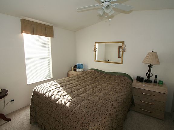 2nd image of 475 Thrush Dr APT 33