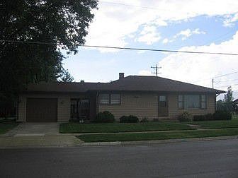 1st image of 327 N Helena St