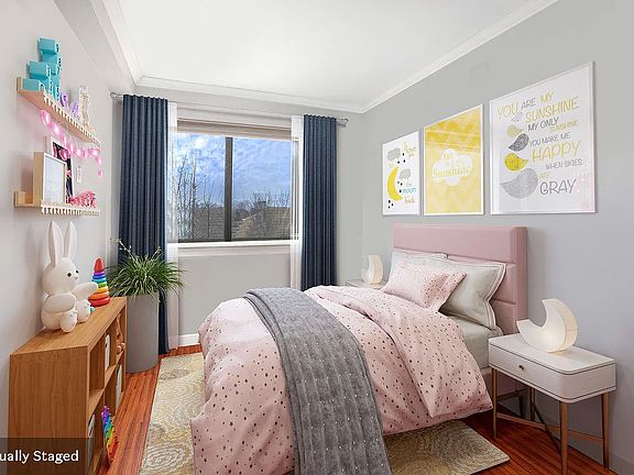 2nd image of 1443 28th Ave APT 3E