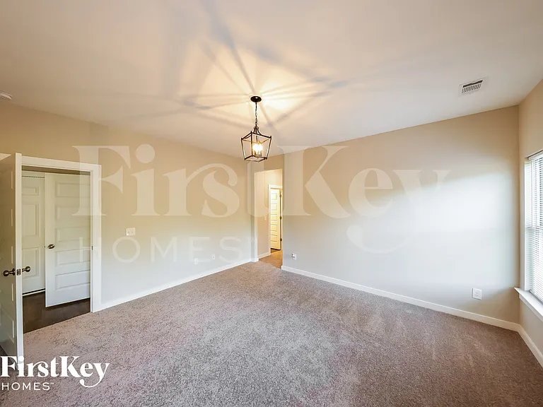 170 Lakewood Ln — Photo 11