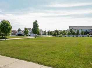 3485 Magnolia Ln, Saint Joseph, MI