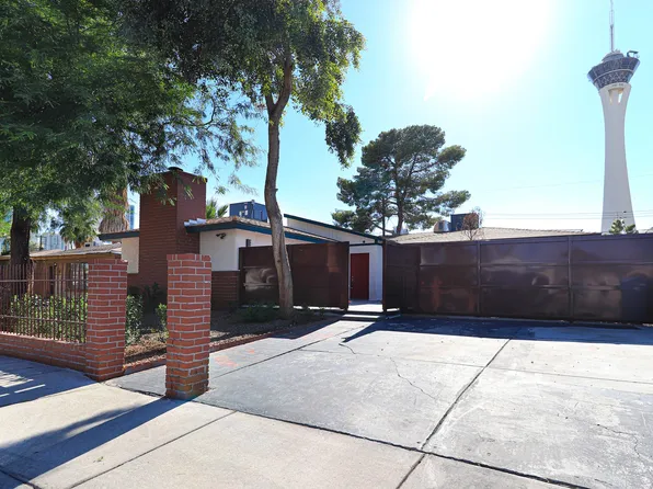 2100 Santa Ynez Dr, Las Vegas, NV 89104