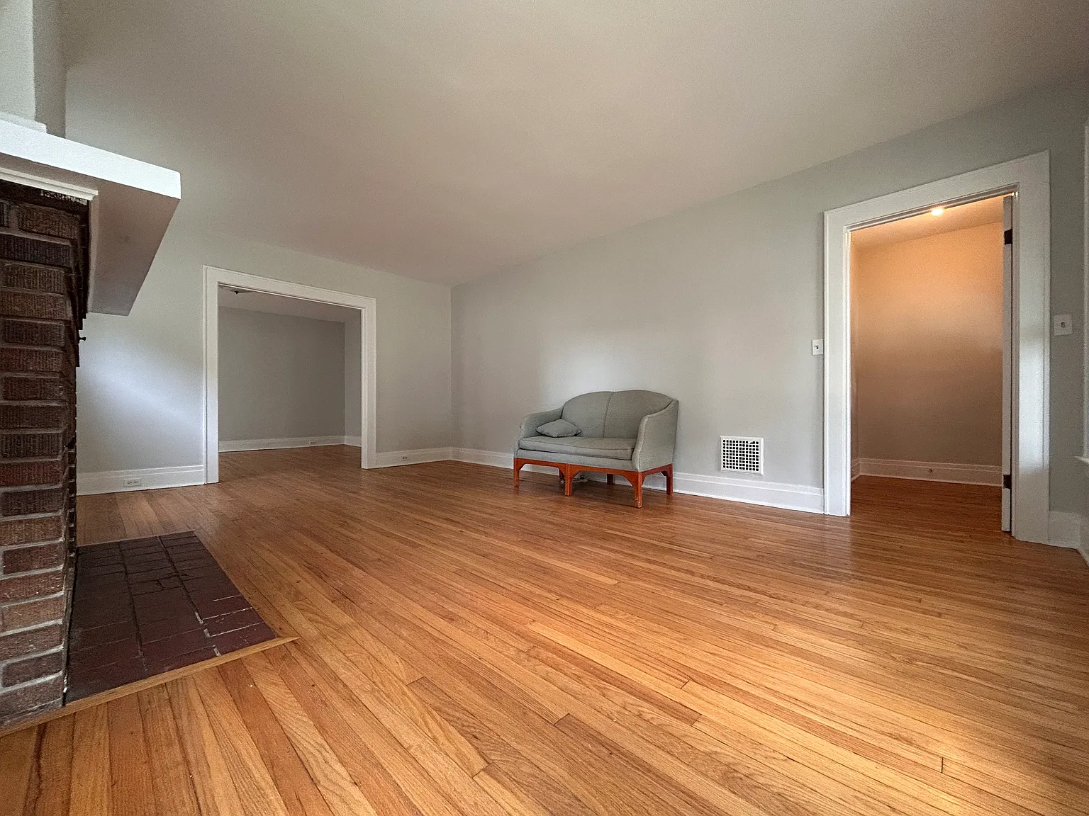 3 bed, 1332 sqft, $1,650 — Photo 3