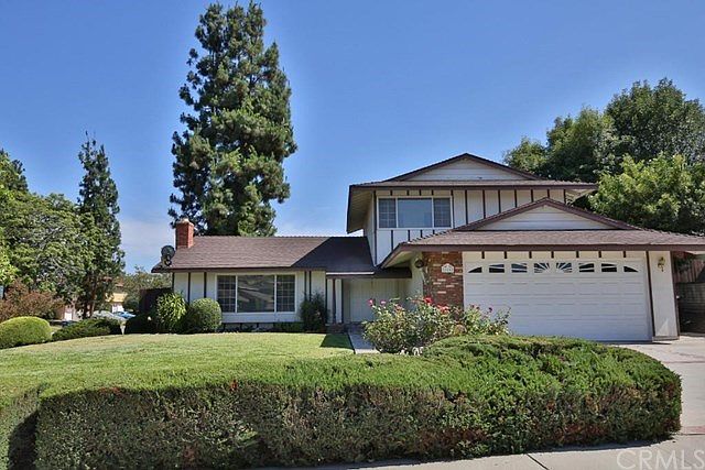 1st image of 20648 Deloraine Dr