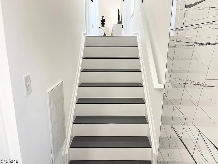 18 Sam Bonnell Dr — Photo 10