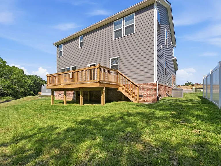 149 Rose Hannah Dr — Photo 31