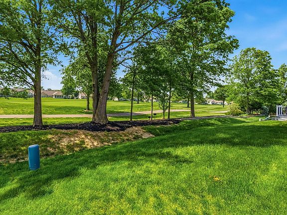 4th image of 386 Stone Quarry Dr