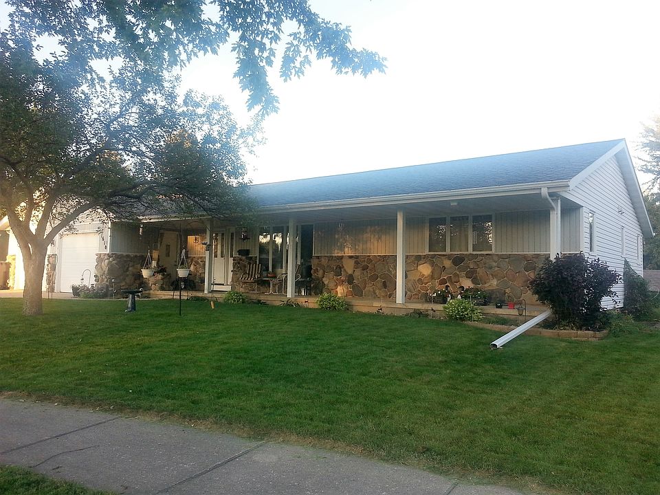1st image of 1610 Birchwood Pl