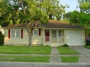 1049 Sorrell St, Corpus Christi, TX 78404