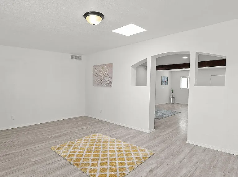 4924 Pikes Peak Dr — Photo 11