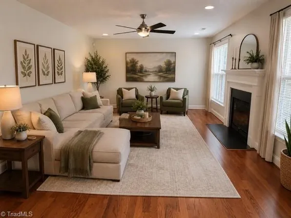 125 Village Club Ln, Clemmons, NC 27012