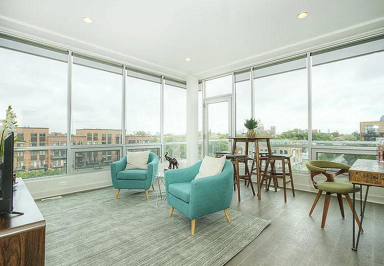 1755 N Damen Ave — Photo 8