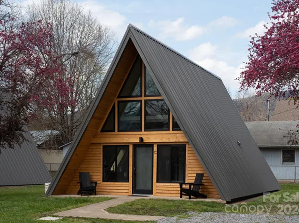 9-A Frame Aly #C, Black Mountain, NC 28711