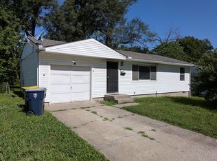 10810 Cambridge Ave, Kansas City, MO 64134