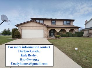 904 Rebecca Ct, Schaumburg, IL