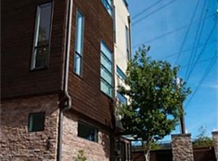 445 Trinity River Cir, Dallas, TX 75203