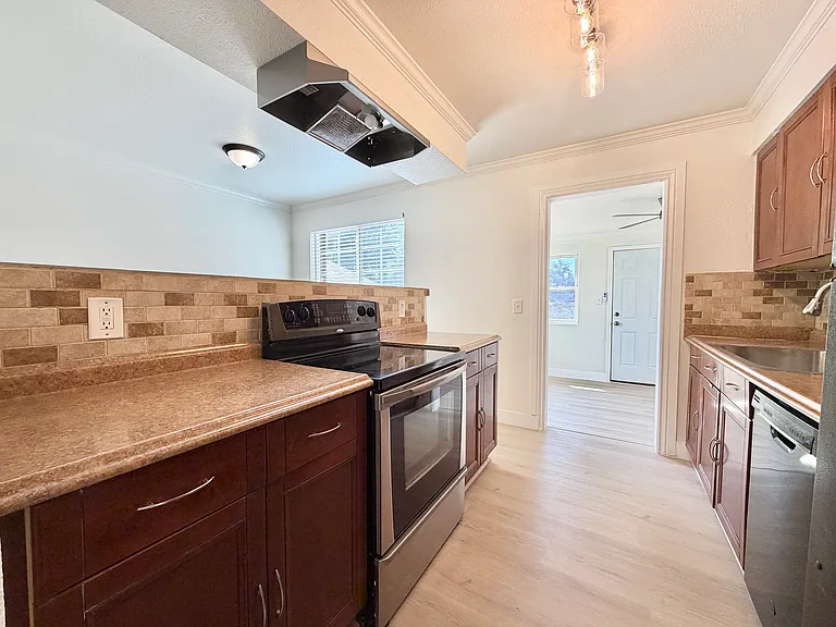 15087 E Stanford Dr — Photo 6
