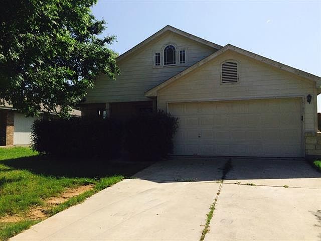 1st image of 203 Jennifer Ln