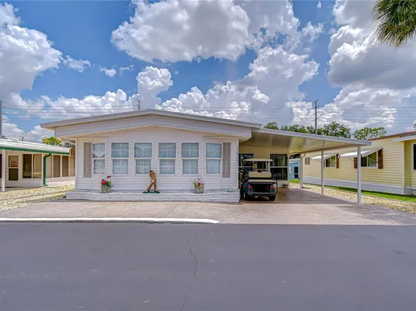 37816 Barcelona Ave, Zephyrhills, FL 33541