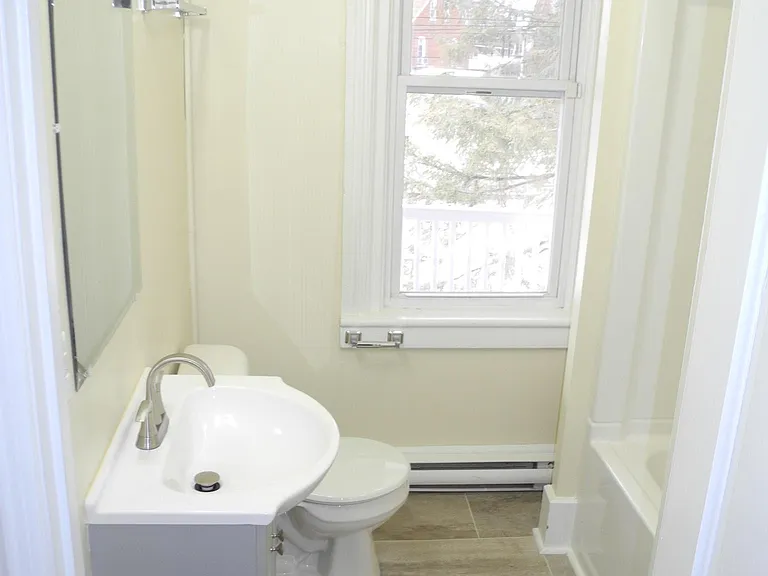 32 S Potomac St #2 — Photo 24