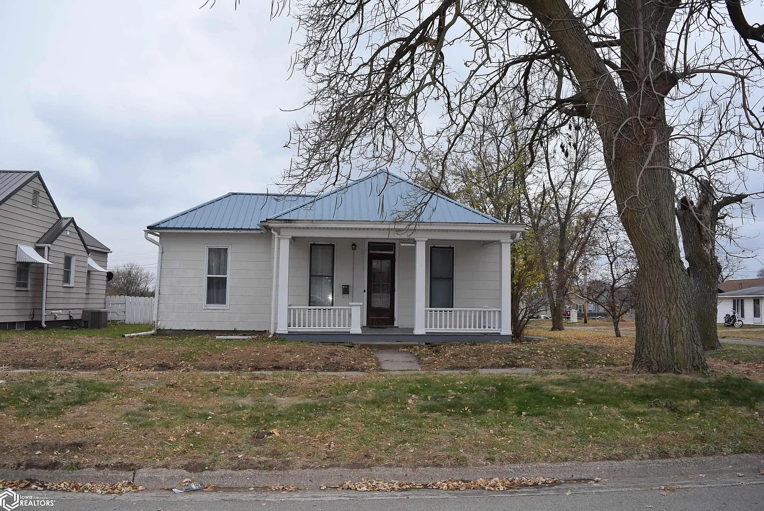 3030 Avenue I photo 1
