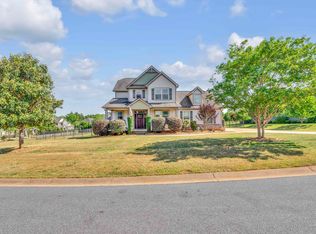 148 Country Mist Dr, Greer, SC 29651