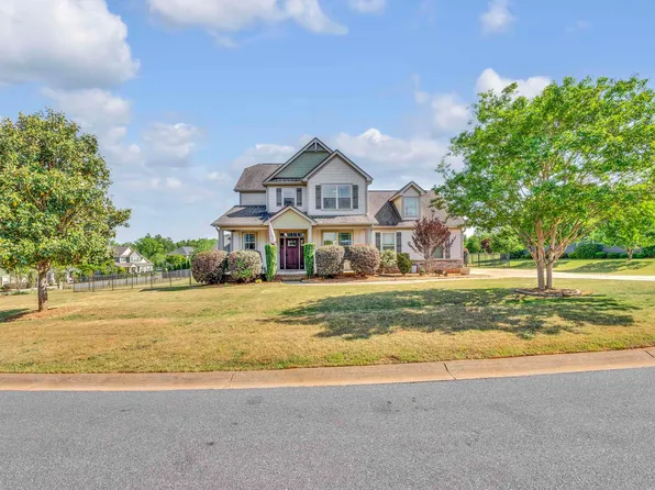 148 Country Mist Dr, Greer, SC 29651