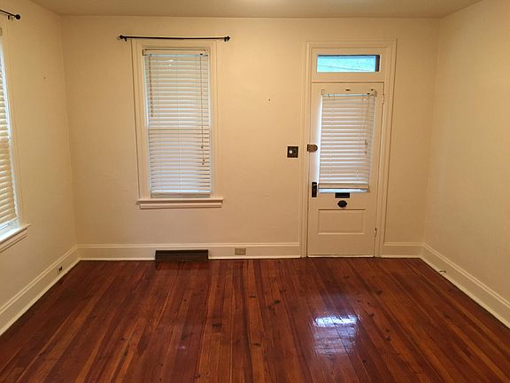 1st floor - living room