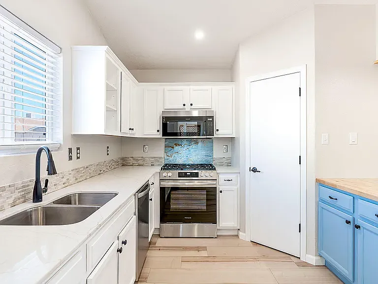 10640 Rigoletto Dr NW — Photo 12