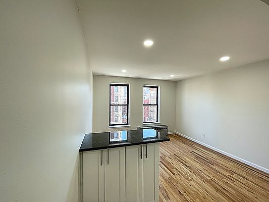 5th image of 103 2nd Ave #3A